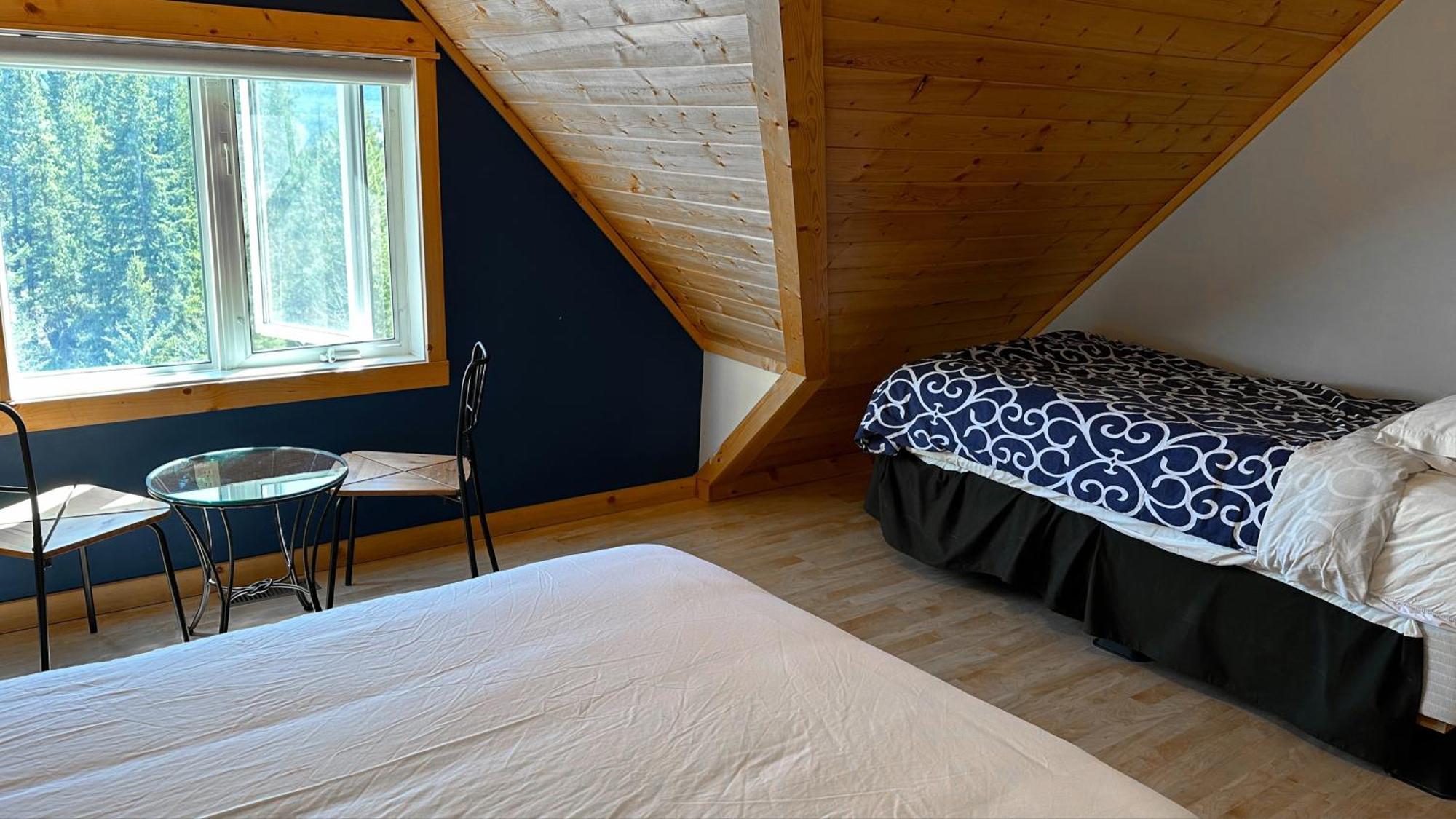 Canmore Alpine Hostel - Alpine Club Of Canada Eksteriør bilde