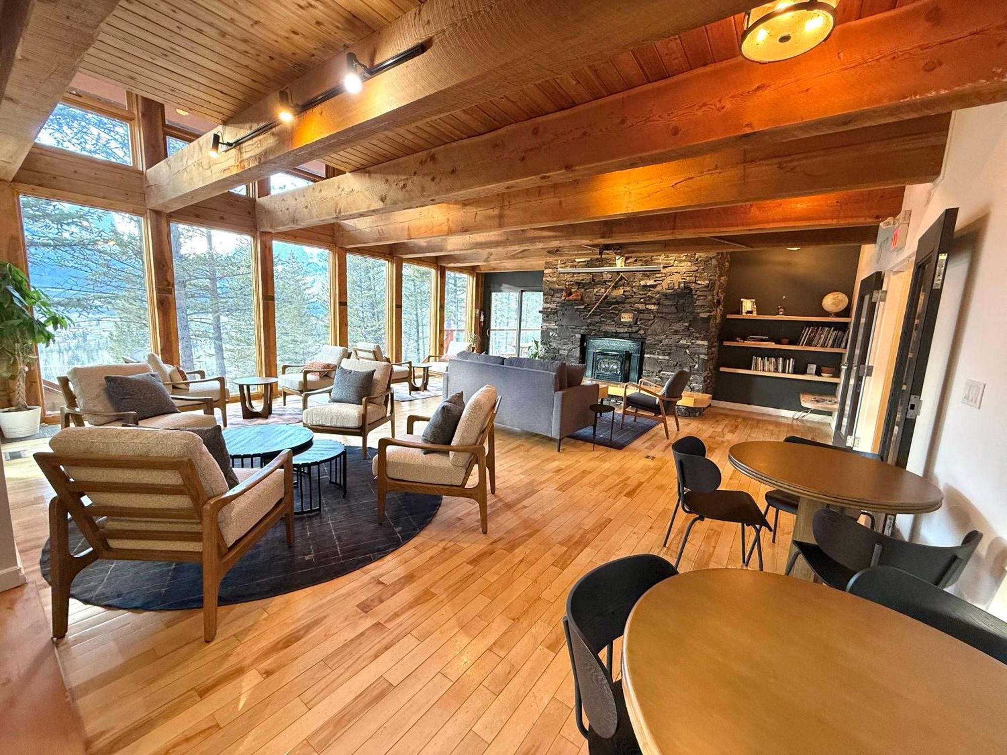 Canmore Alpine Hostel - Alpine Club Of Canada Eksteriør bilde